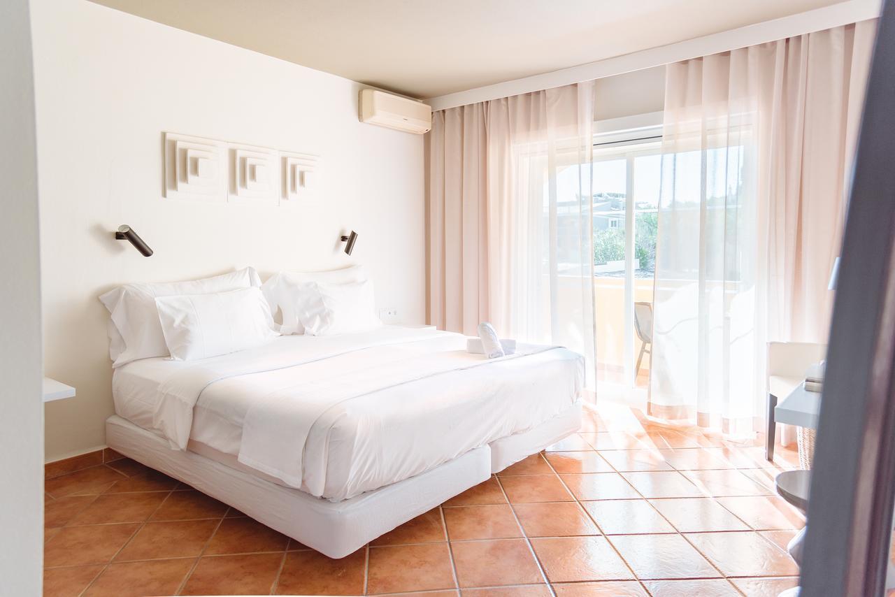 Costa D'Oiro Ambiance Village Lagos Exterior photo